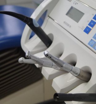 Tannlege i Strømmen: Slik finner du trygg behandling nær deg