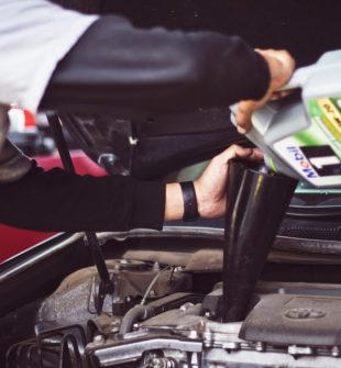 Bilpleie i Ålesund: slik holder du bilen som ny i vestlandsværet