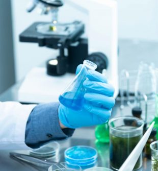 Kurs i kjemikaliehåndtering: Trygg bruk av farlige stoffer i hverdagen