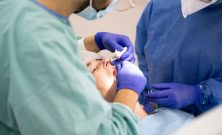 Usynlig tannregulering  penere tannstilling uten metallklosser